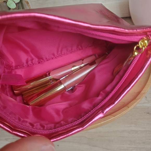 NEW Estee Lauder Pink Lip Gloss Collection Limited Edition 3 Pink Glosses + Bag* - Picture 6 of 8